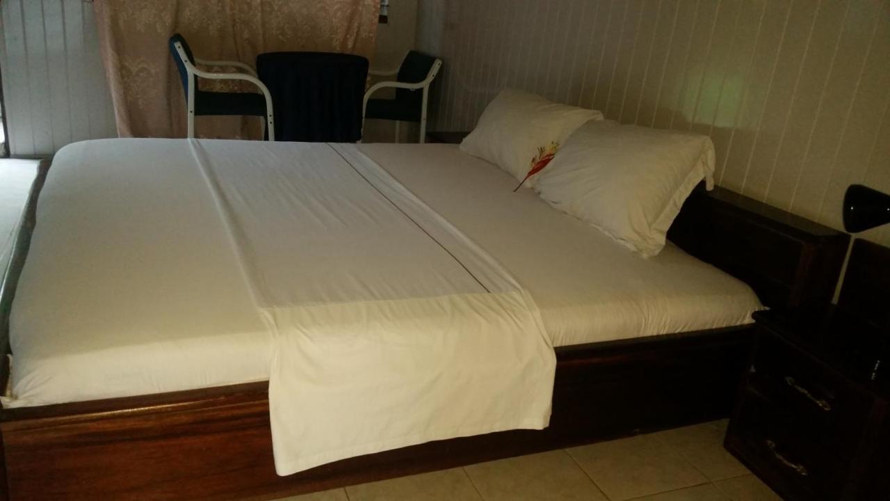 Aylos Bay Hotel Akosombo Eksteriør billede