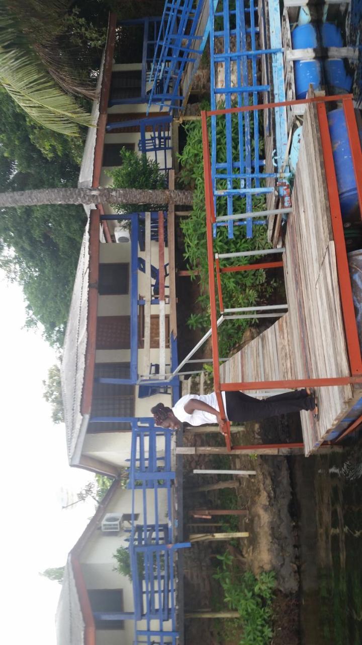 Aylos Bay Hotel Akosombo Eksteriør billede