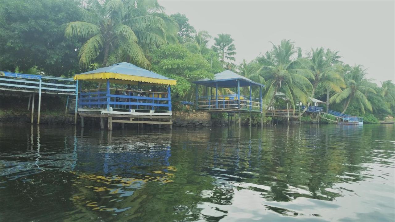 Aylos Bay Hotel Akosombo Eksteriør billede